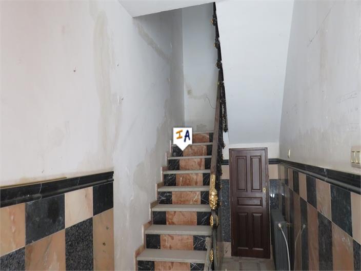 Image No.9-3 Bed House for sale