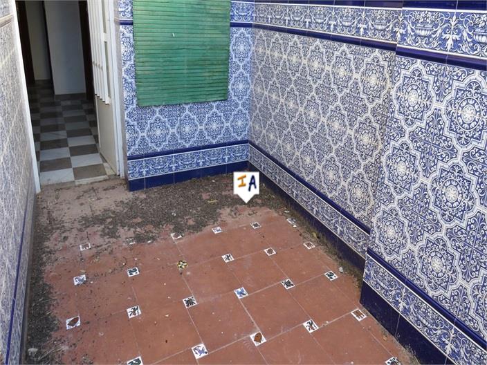 Image No.9-3 Bed House for sale