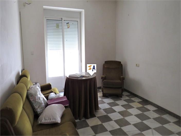 Image No.10-3 Bed House for sale