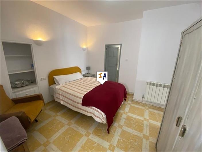 Image No.14-3 Bed House for sale