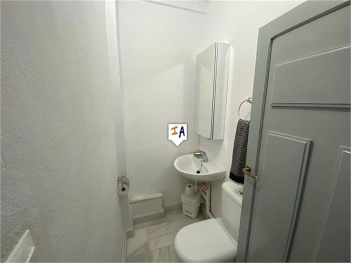 Image No.15-3 Bed House for sale