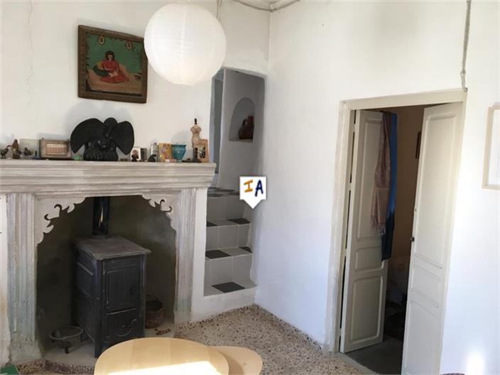 Image No.12-3 Bed House for sale