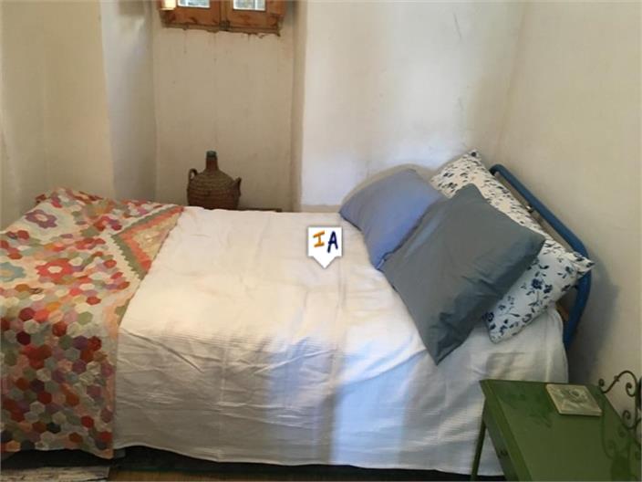 Image No.14-3 Bed House for sale