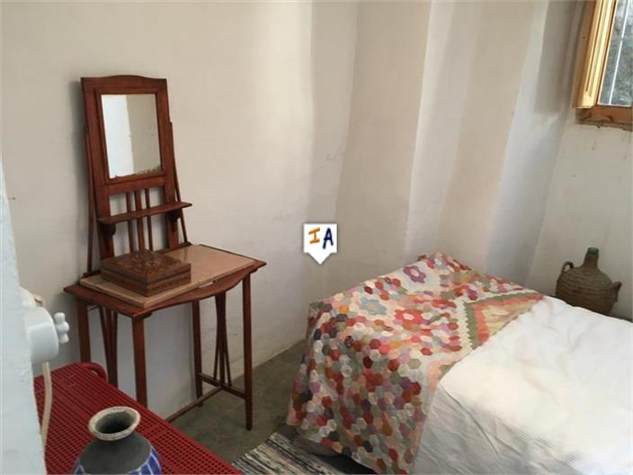 Image No.16-3 Bed House for sale