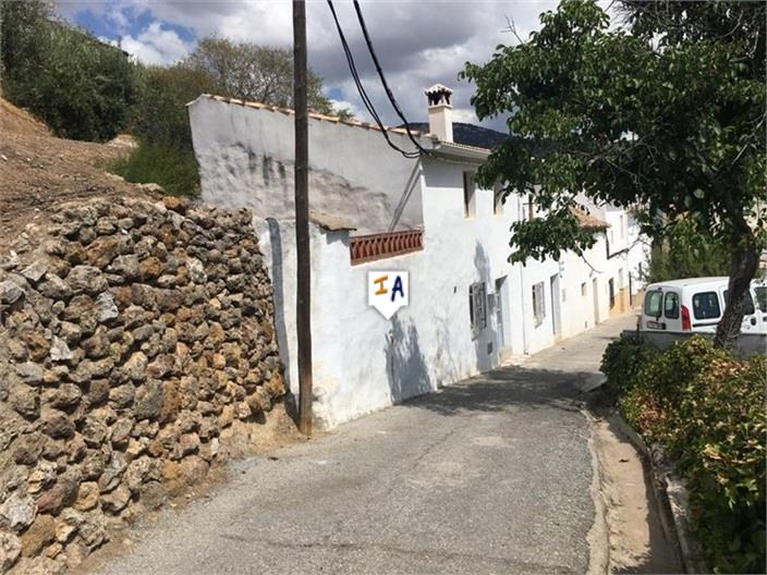 Image No.17-3 Bed House for sale