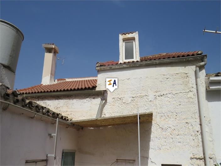 Image No.15-5 Bed House for sale