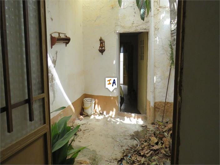 Image No.5-5 Bed House for sale