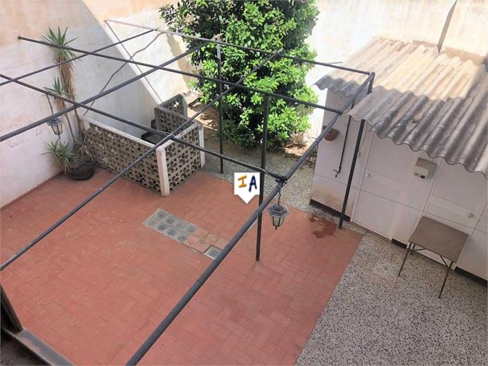 Image No.17-14 Bed Commercial for sale