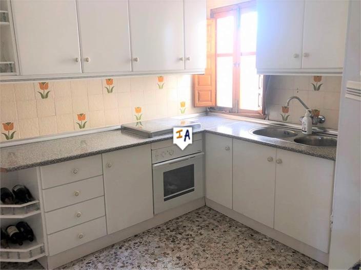 Image No.3-4 Bed House for sale