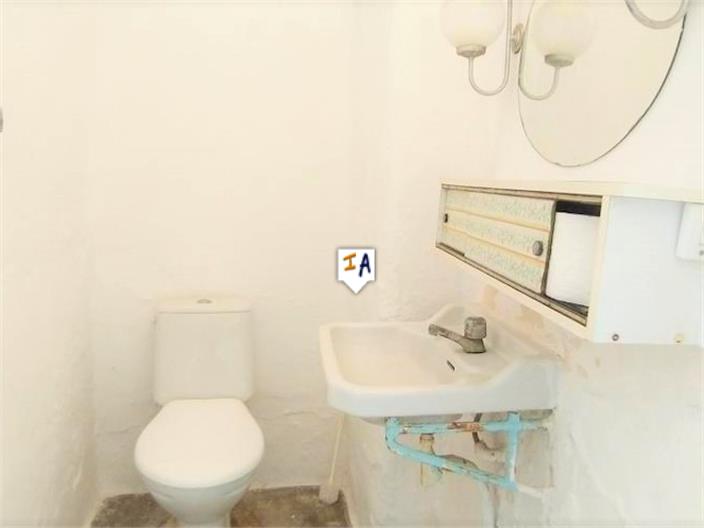 Image No.13-3 Bed House for sale