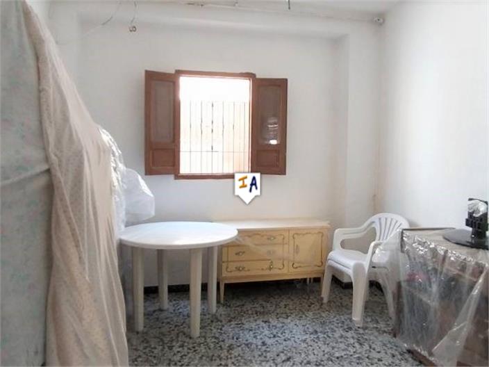 Image No.14-3 Bed House for sale