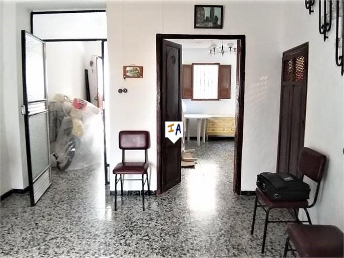 Image No.3-3 Bed House for sale