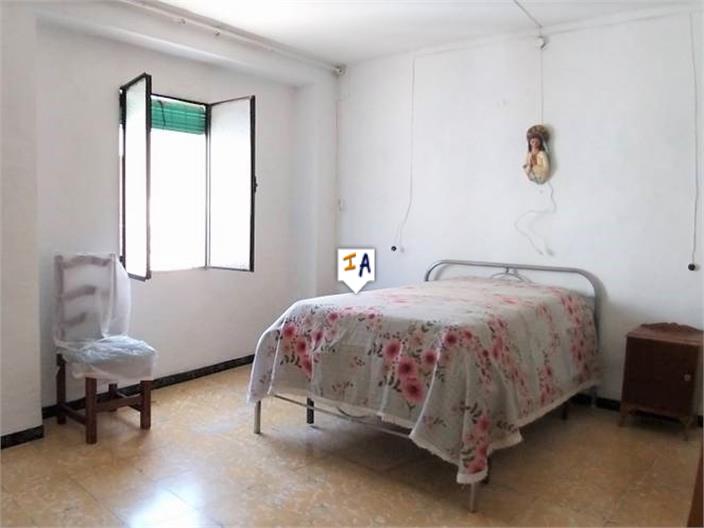 Image No.5-3 Bed House for sale