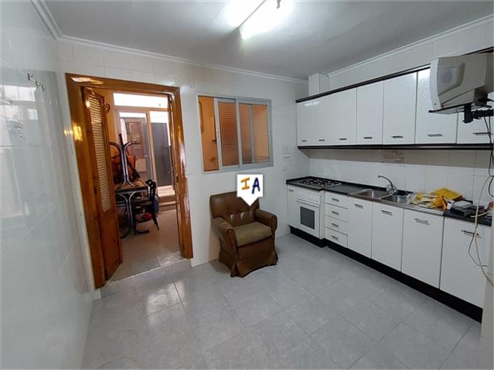 Image No.3-5 Bed House for sale