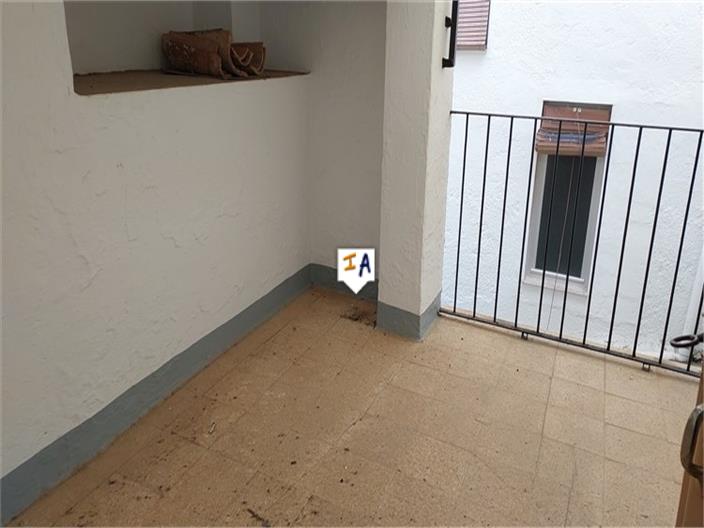 Image No.5-5 Bed House for sale