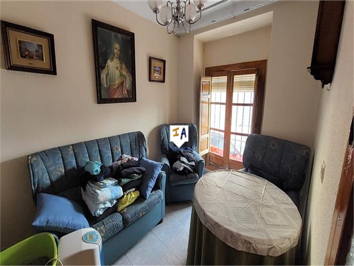 Image No.7-5 Bed House for sale