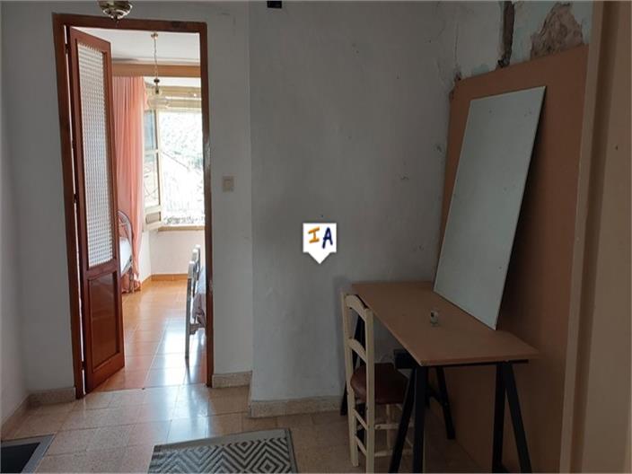 Image No.13-4 Bed House for sale