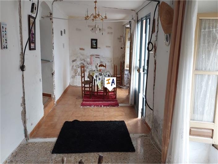 Image No.4-4 Bed House for sale