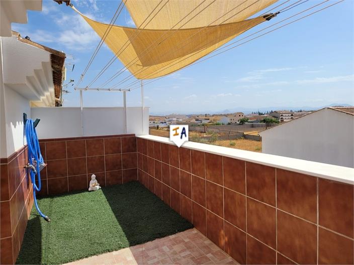 Image No.16-4 Bed House for sale