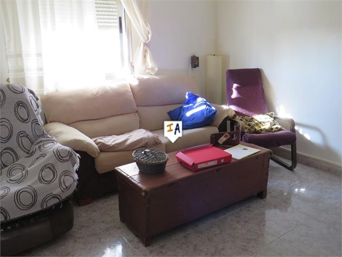 Image No.6-3 Bed House for sale