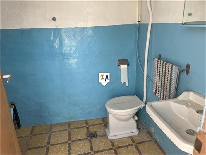 Image No.5-3 Bed House for sale