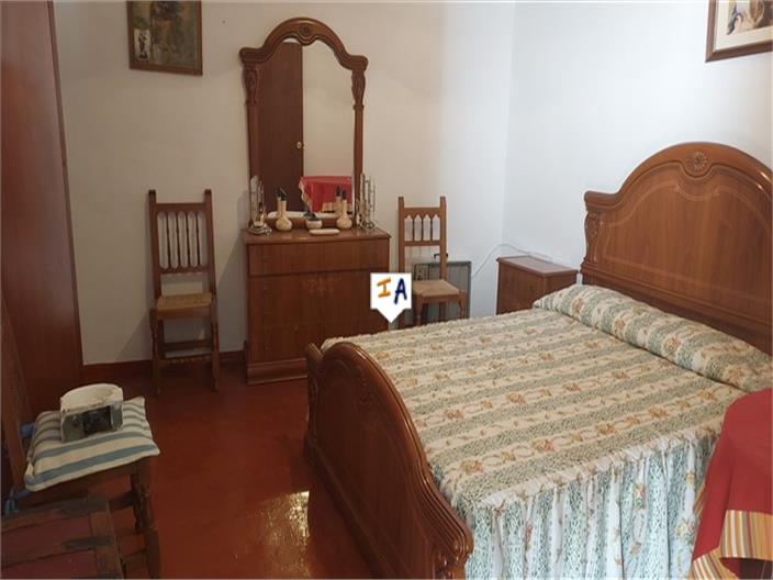 Image No.14-5 Bed House for sale