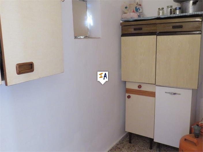 Image No.17-3 Bed House for sale