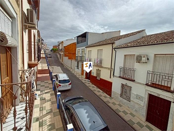 Image No.11-4 Bed House for sale