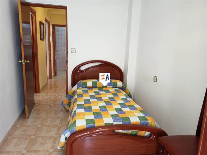 Image No.9-4 Bed House for sale