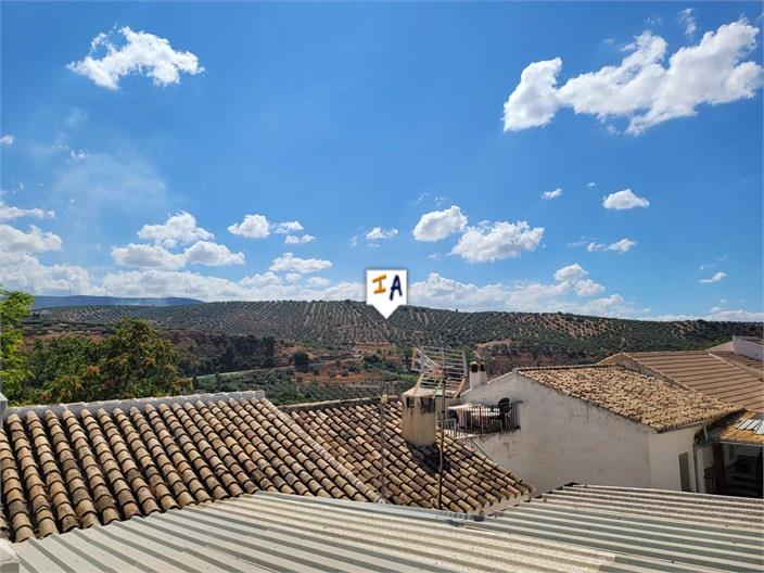 Image No.17-3 Bed House for sale