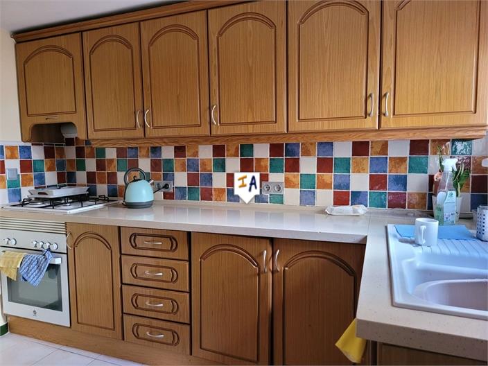 Image No.6-3 Bed House for sale