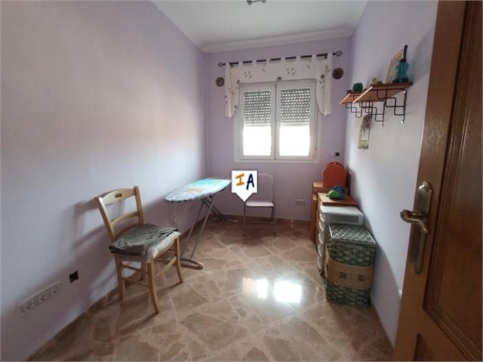 Image No.11-8 Bed Villa for sale