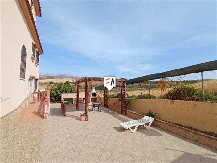 Image No.4-8 Bed Villa for sale