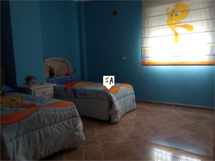 Image No.8-8 Bed Villa for sale