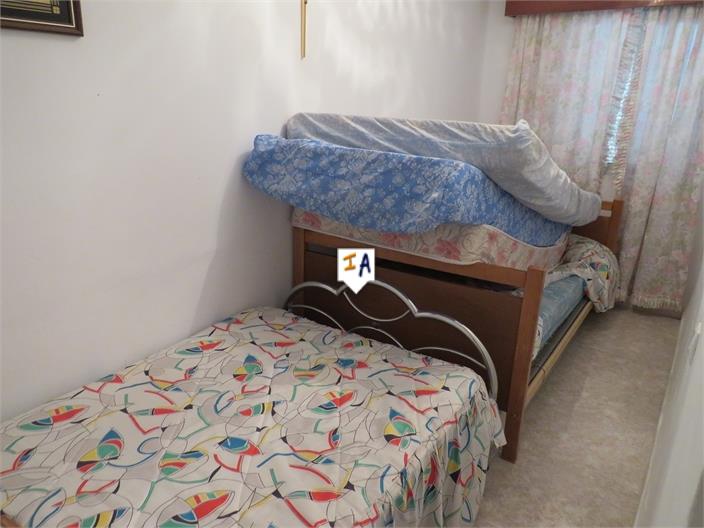 Image No.14-3 Bed House for sale