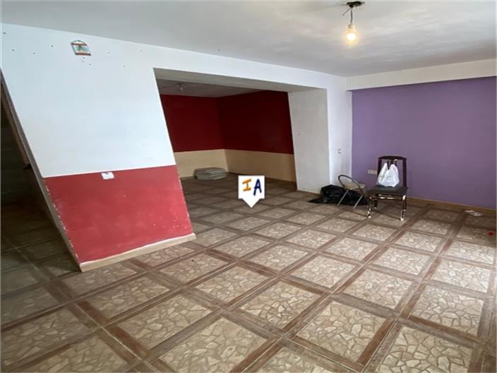 Image No.13-3 Bed House for sale