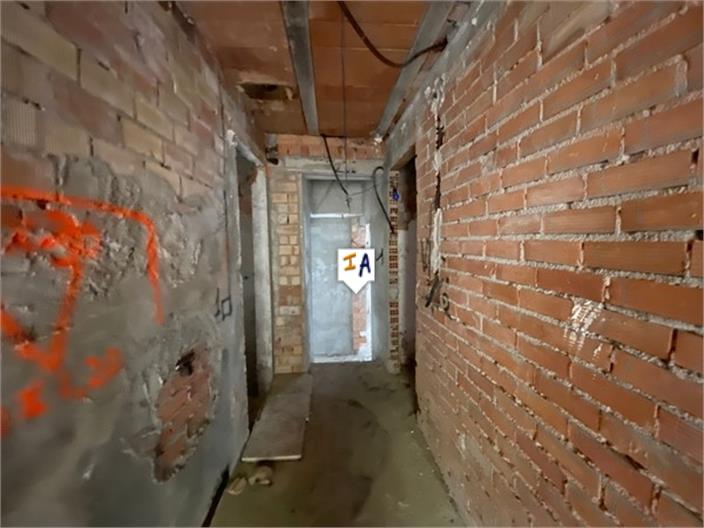 Image No.16-3 Bed House for sale