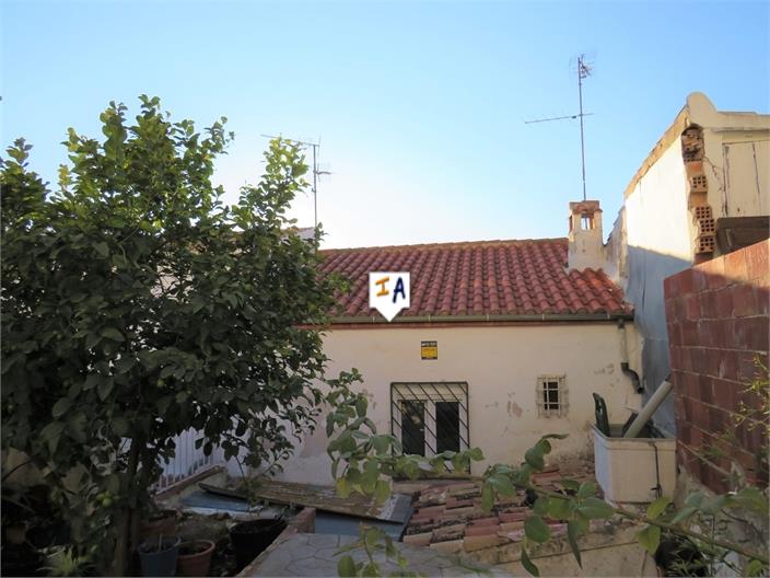 Image No.17-3 Bed House for sale