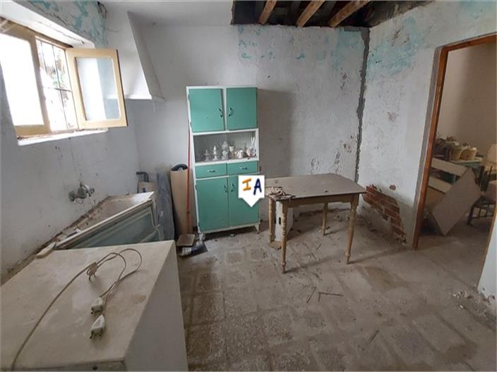 Image No.10-4 Bed House for sale