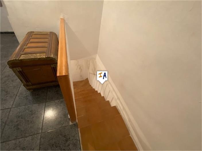 Image No.11-2 Bed House for sale