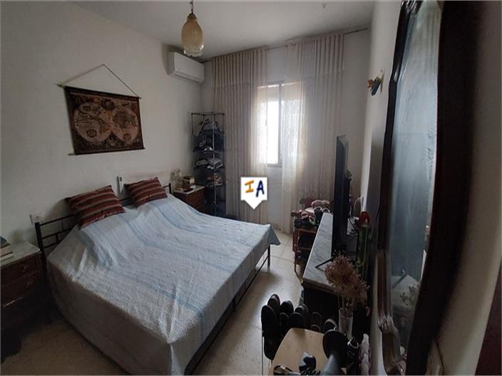 Image No.13-4 Bed Farmhouse for sale