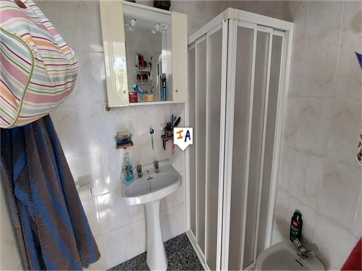 Image No.13-4 Bed House for sale