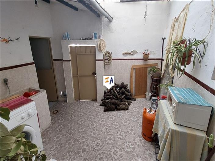 Image No.5-4 Bed House for sale