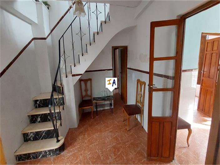 Image No.12-4 Bed House for sale