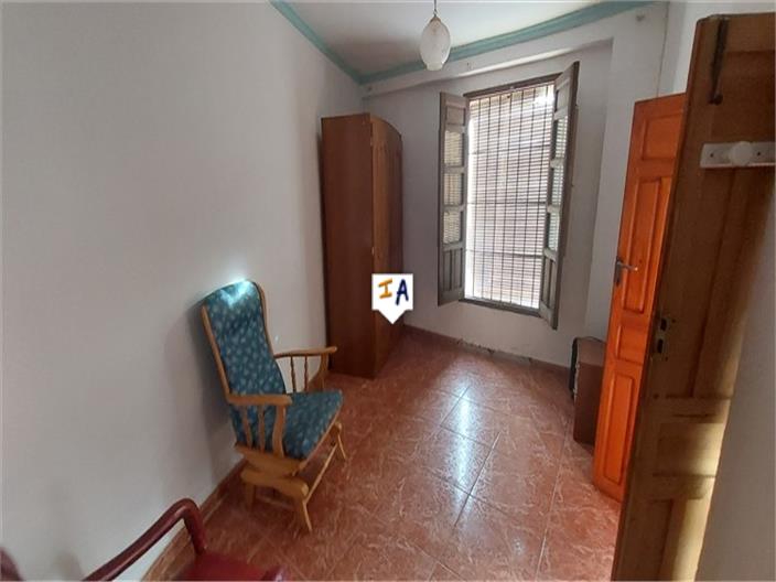 Image No.10-4 Bed House for sale