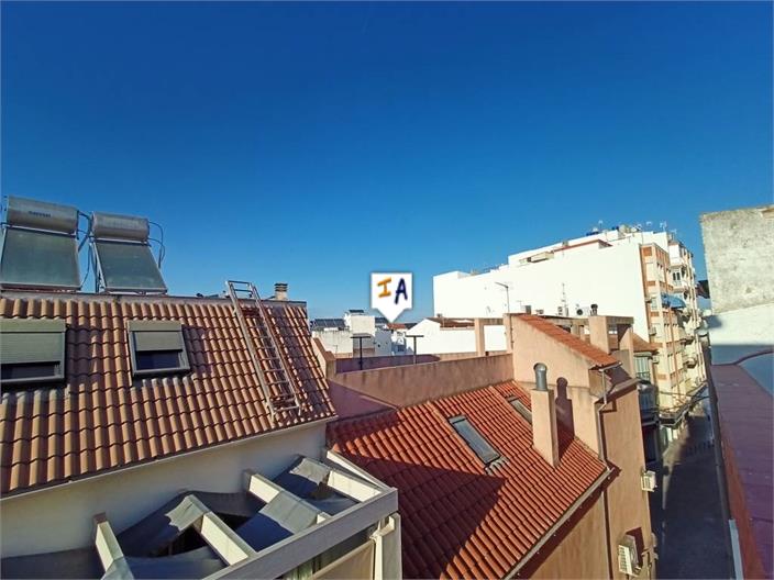 Image No.12-3 Bed Property for sale