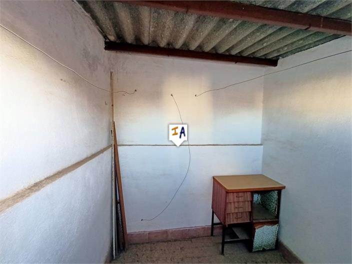 Image No.14-3 Bed Property for sale