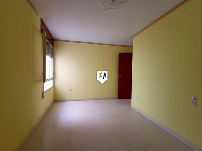 Image No.6-3 Bed Property for sale