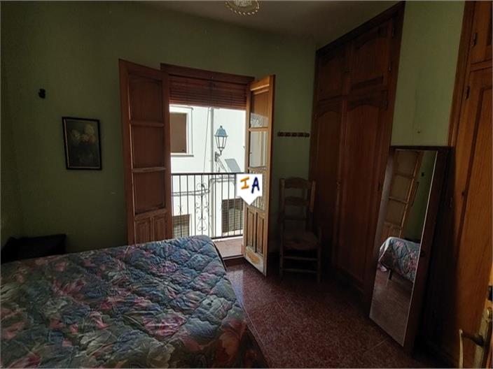 Image No.13-4 Bed House for sale