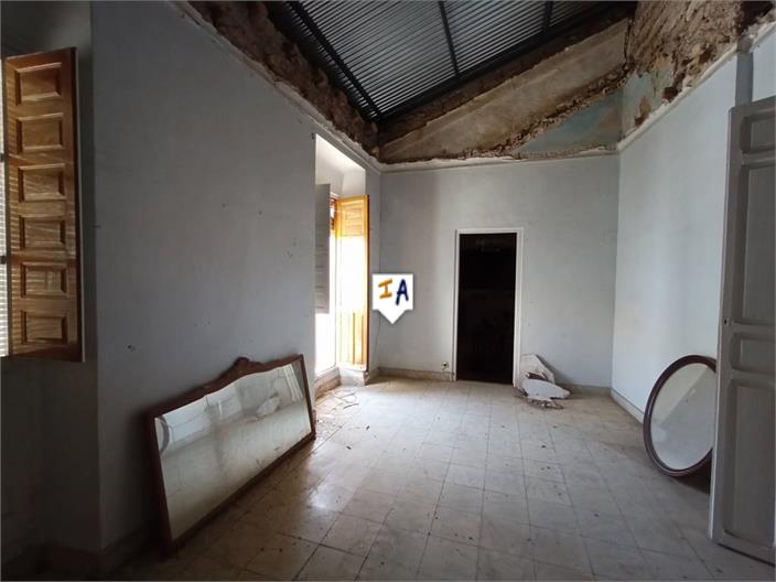 Image No.14-5 Bed House for sale